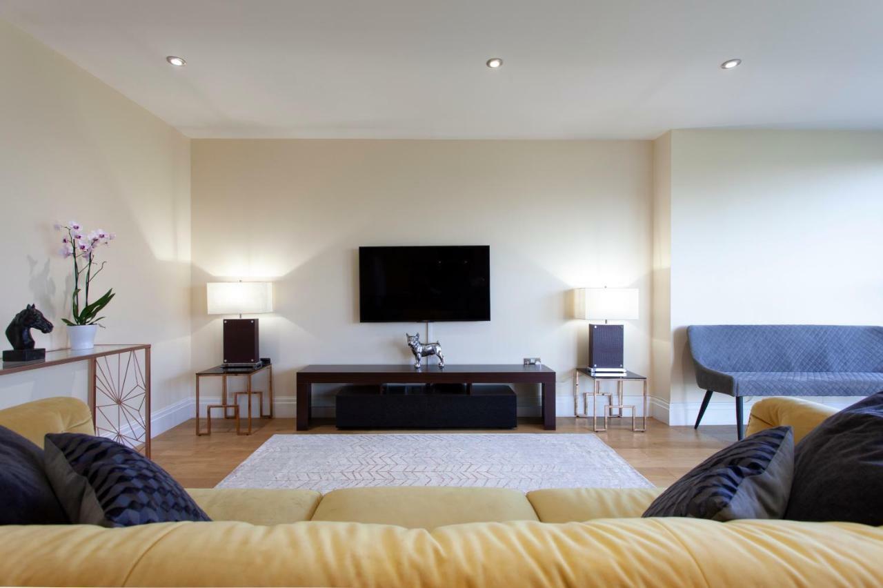 Thames View Apartment, Imperial Wharf * Londra