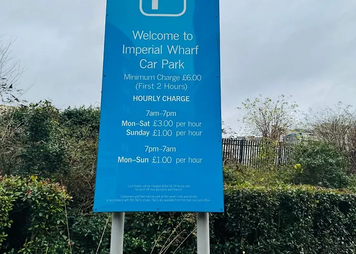 Thames View Apartment, Imperial Wharf